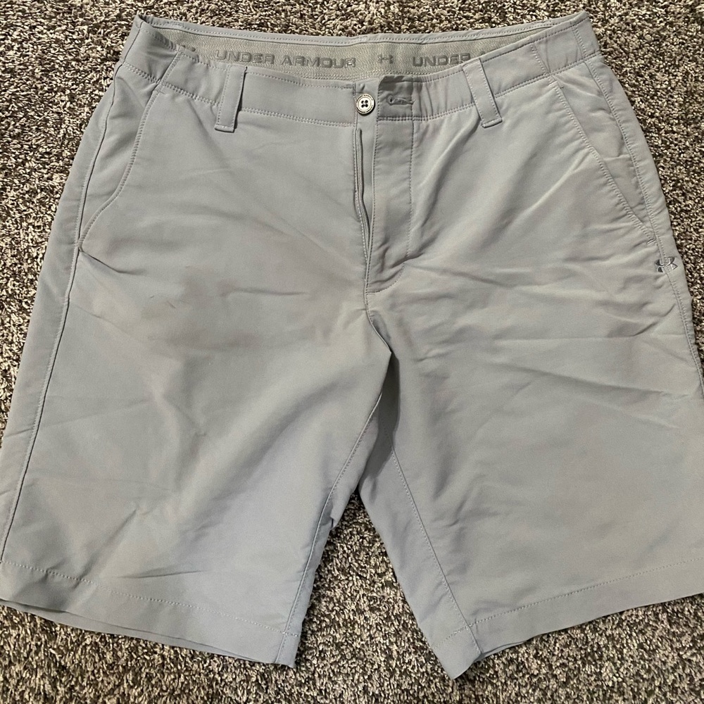 NWOT Under Armour Sz 34 shorts
